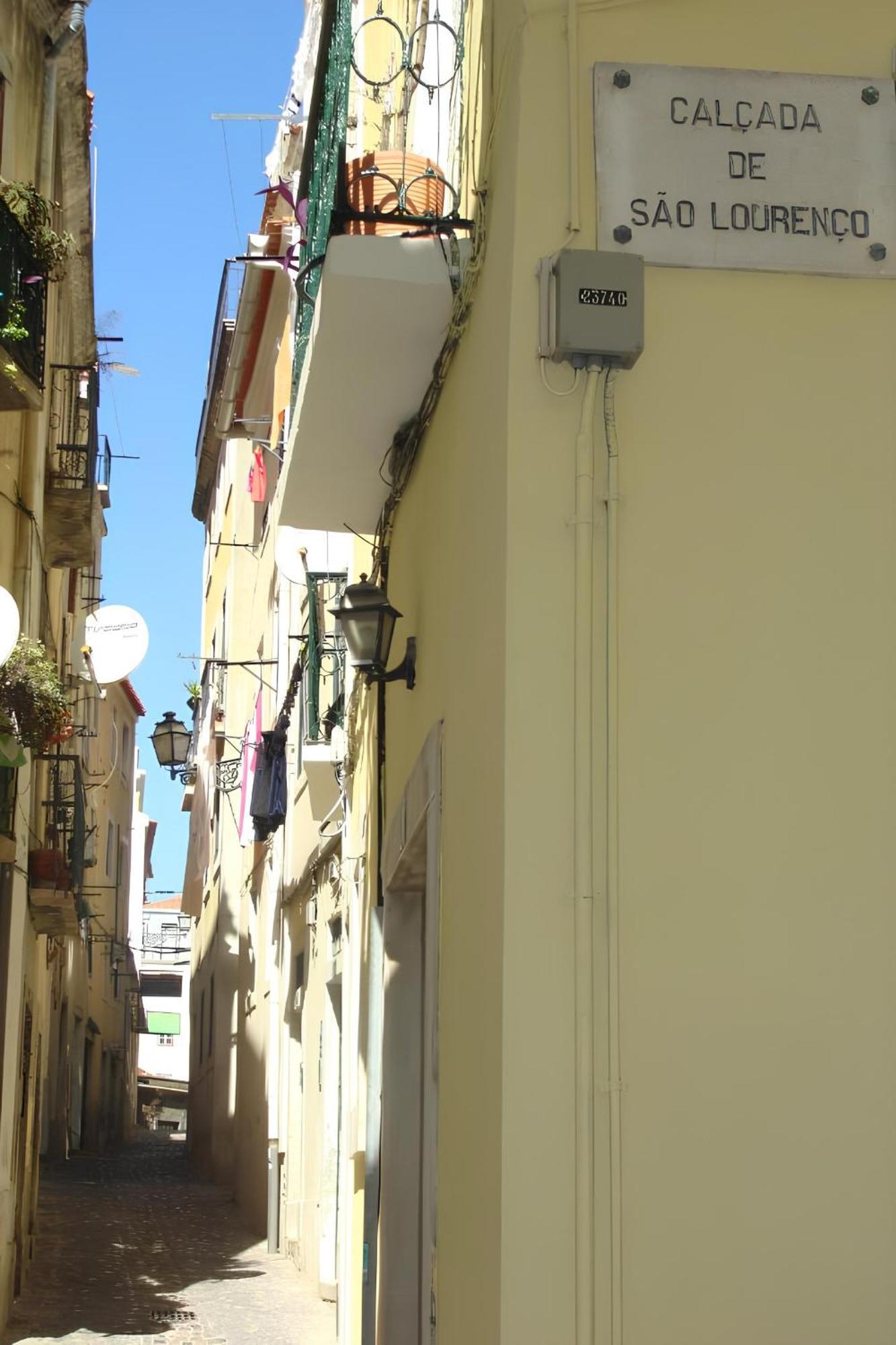Apartamento Casa Do Castelo 2- Work Or Relax In The Historic Heart Of Lisbon! *