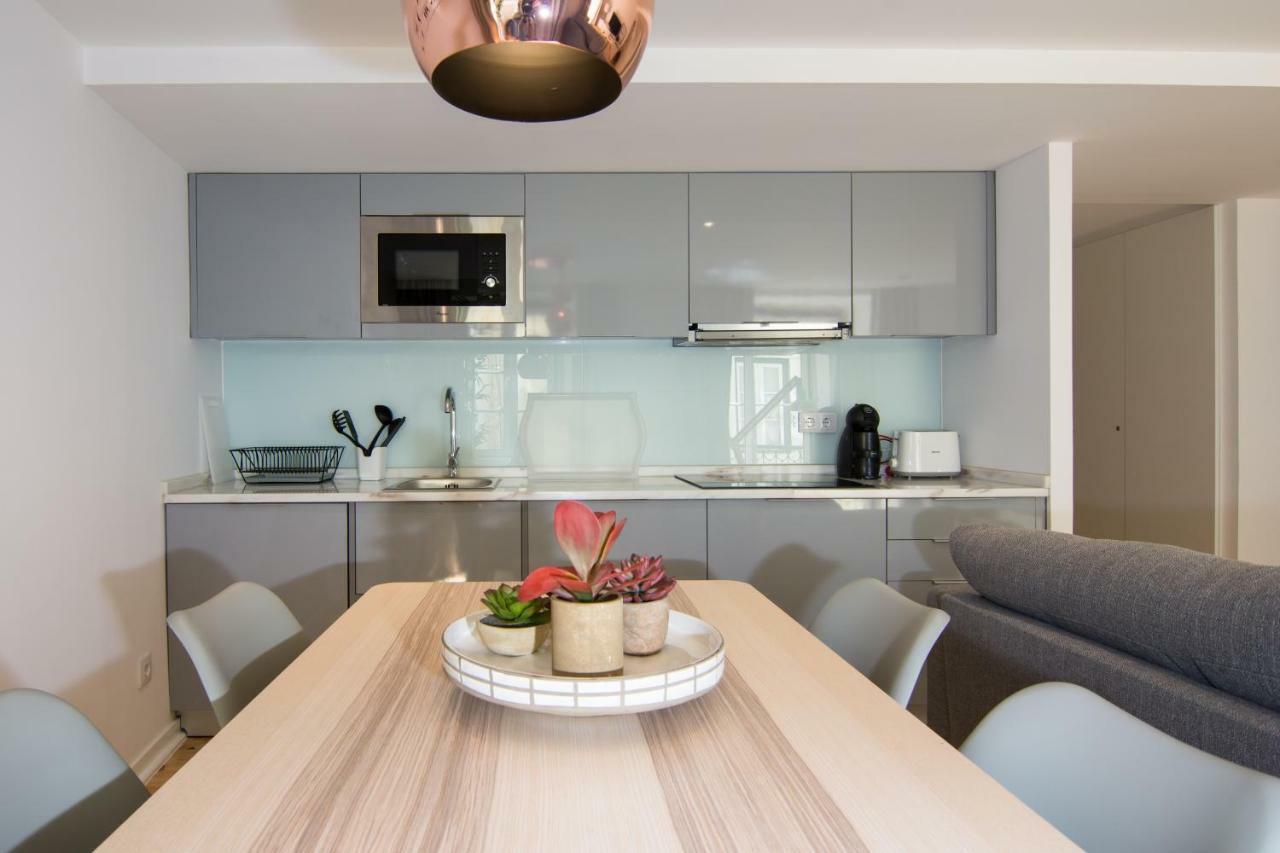 Apartamento Casa Do Castelo 2- Work Or Relax In The Historic Heart Of Lisbon!